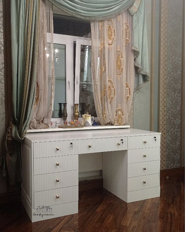 Заказ №13162 Древесный Неоклассика  Гардеробная 