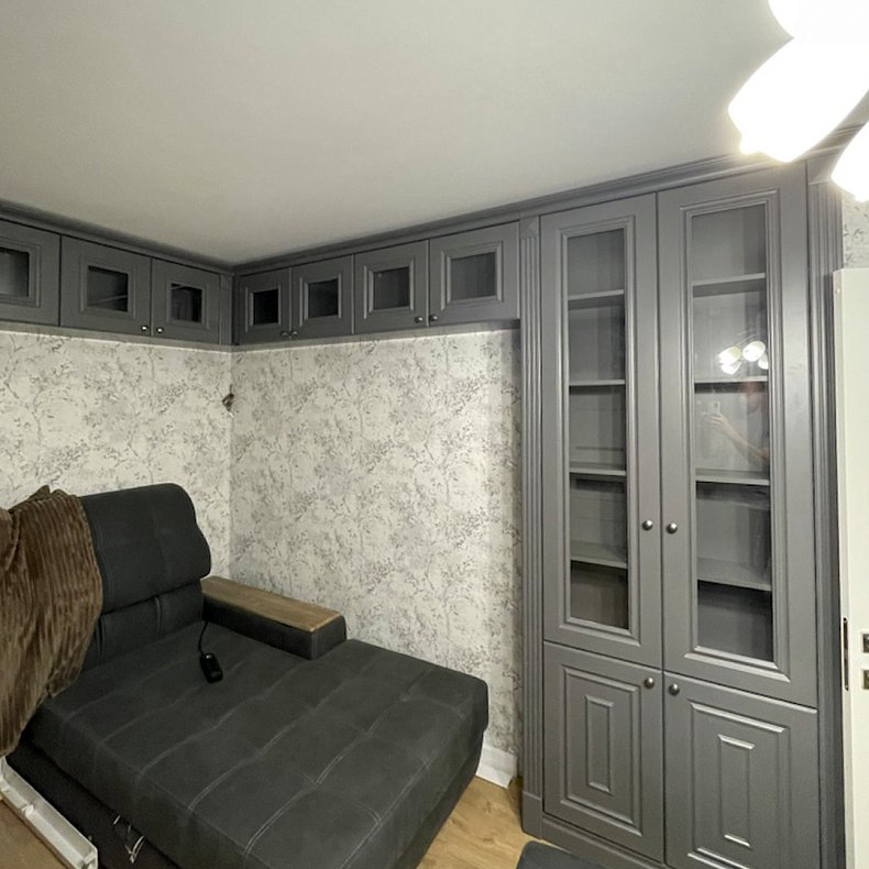 Книжный шкаф Антида Светлые Серый Классика 4х створчатые Гостиная Для книг 12