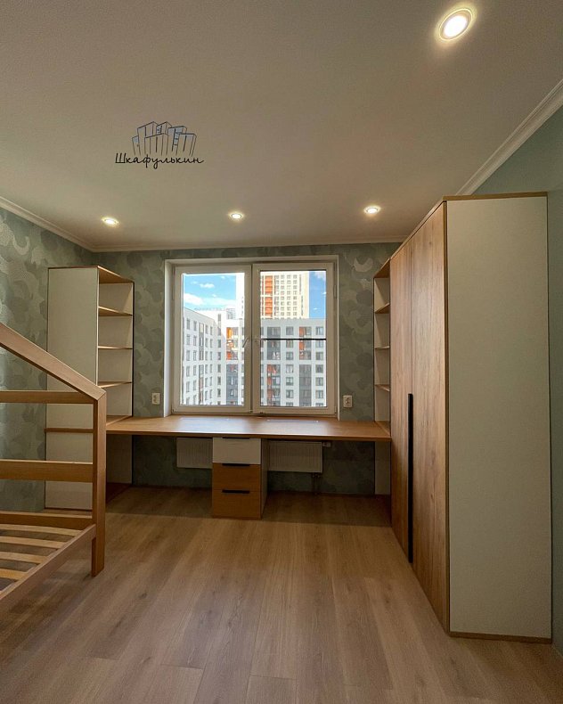 Заказ №9444 Светлые  3х створчатые  