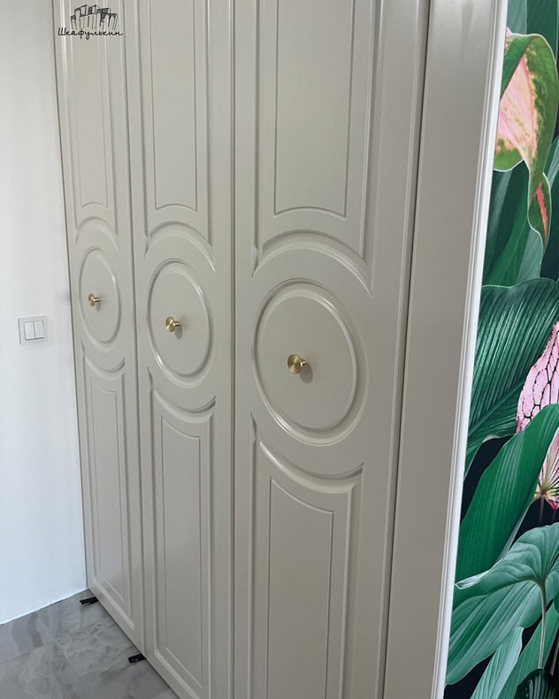 Заказ №13292 Белый Классика   