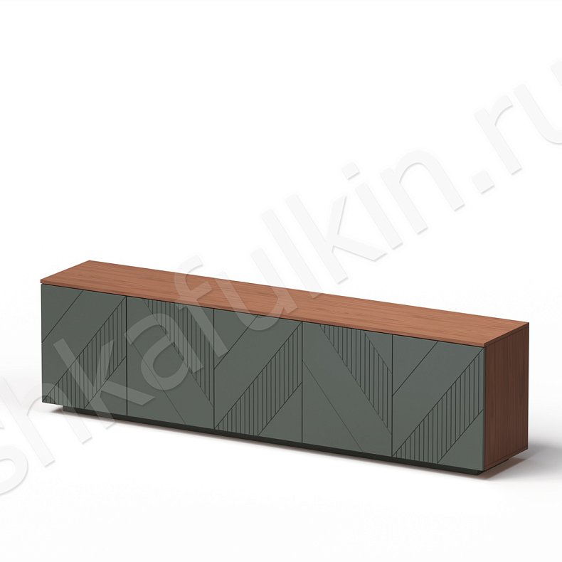 Хадсон Тумба под ТВ